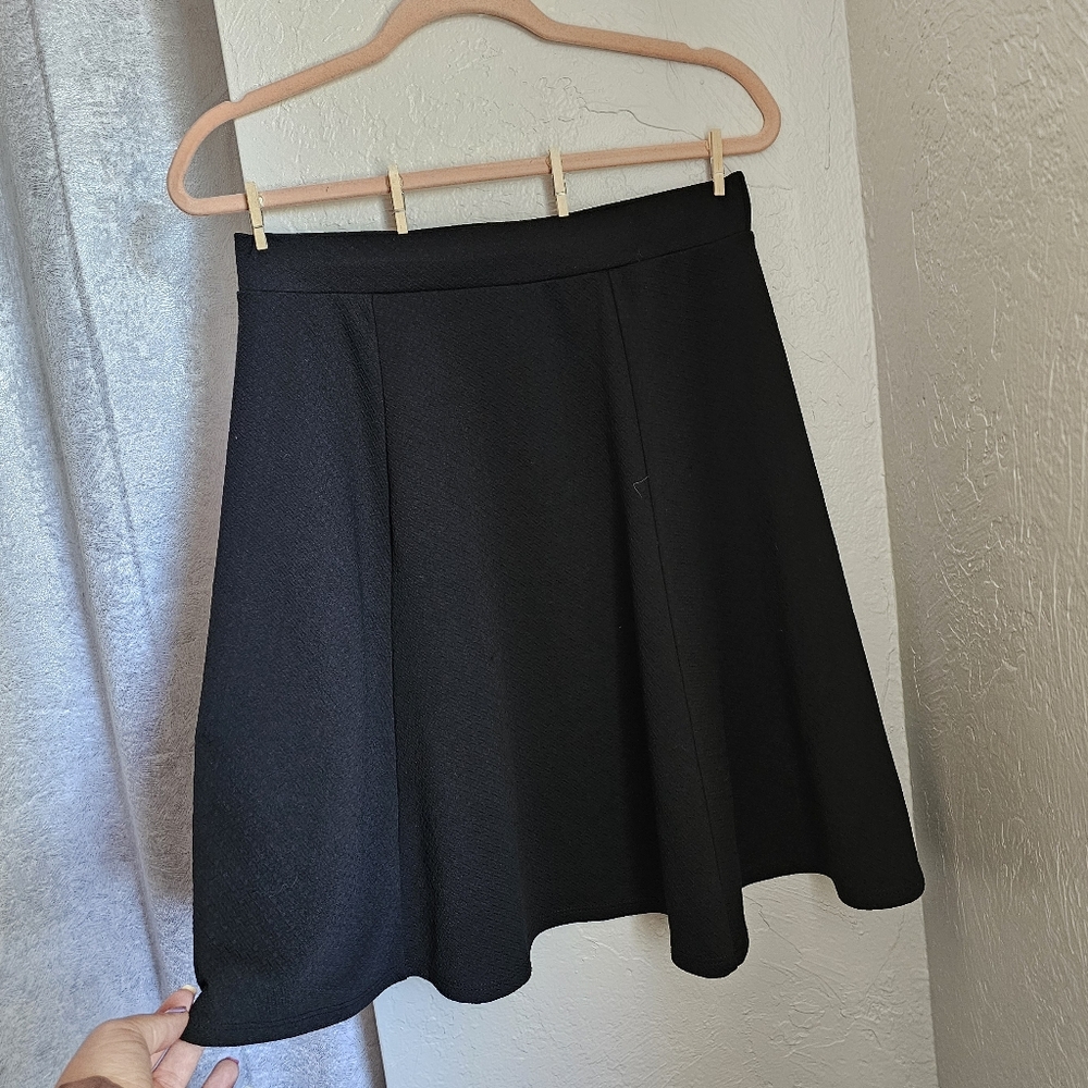Black skater skirt, thx collection, size medium, stretchy